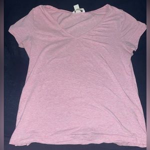 Pink v-neck T-shirt